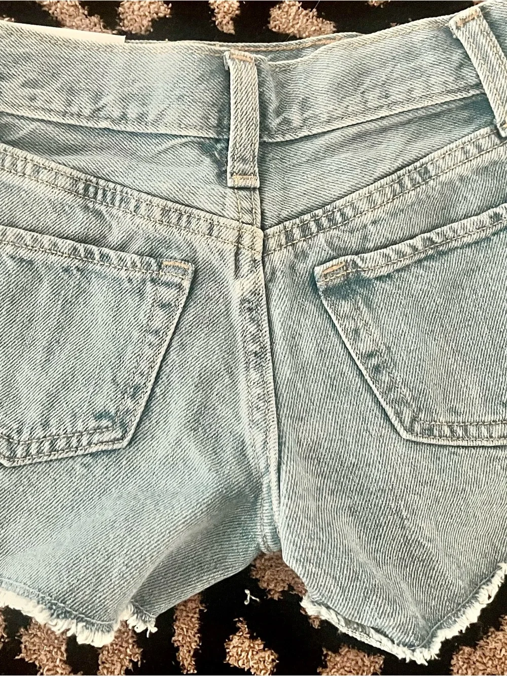 NWT Old Navy High-Waisted Ripped Frayed-Hem Jean Shorts for Girls Size 5
